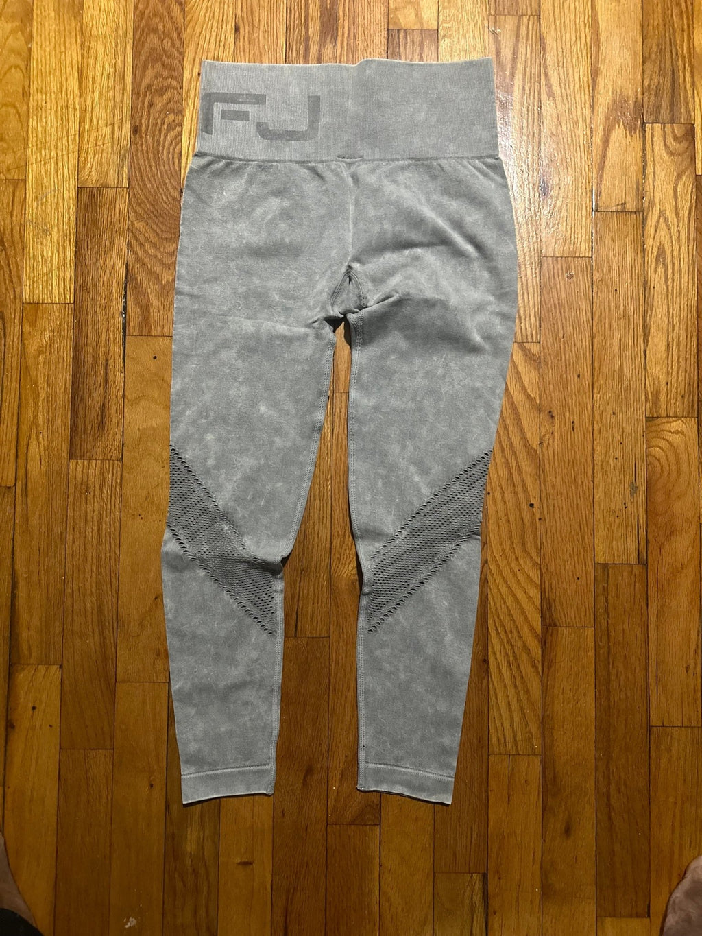 Seamless Mineral Wash Perforated Sides Highwaist Leggings - LEGDAY EVERYDAY