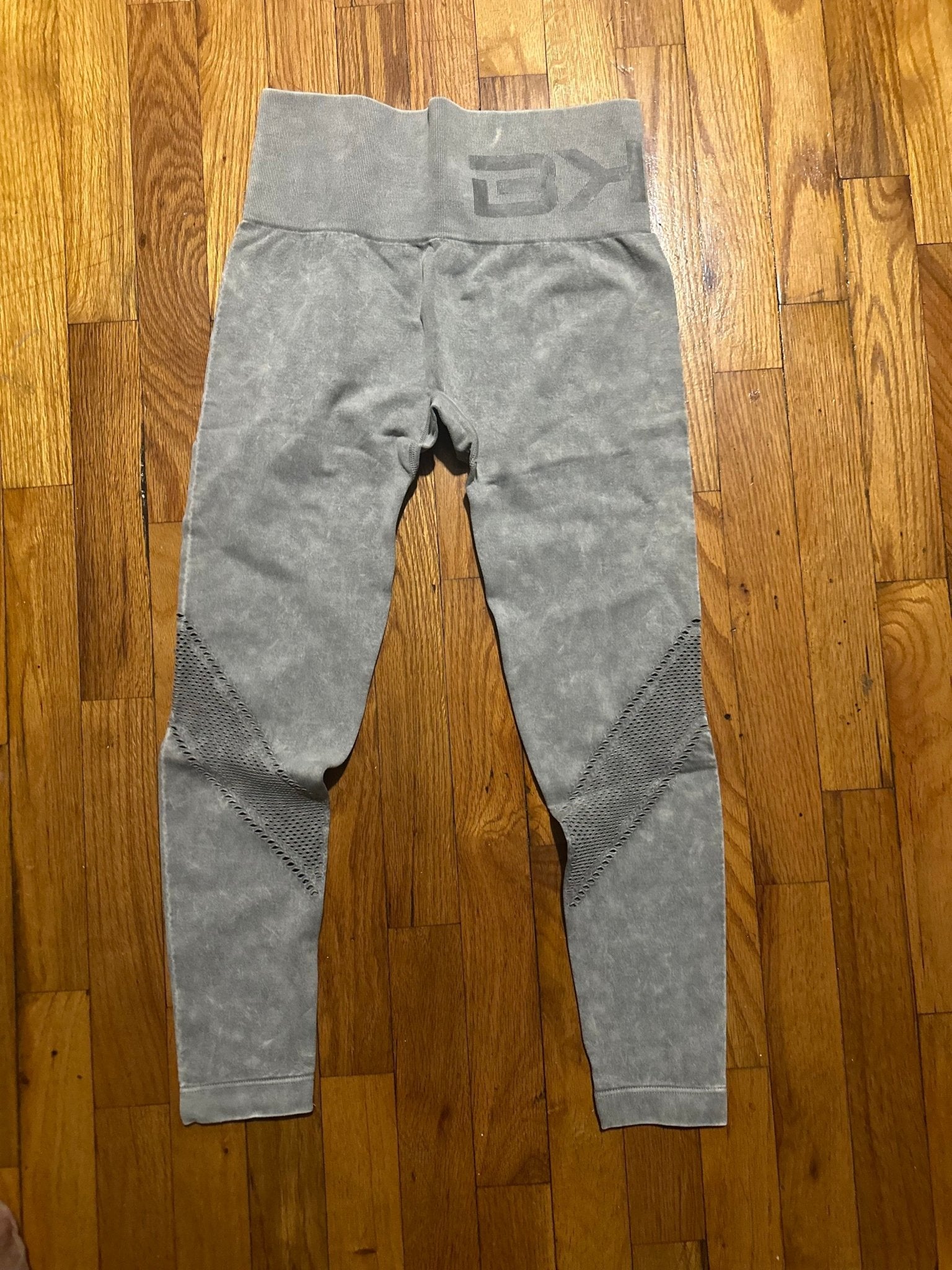 Seamless Mineral Wash Perforated Sides Highwaist Leggings - LEGDAY EVERYDAY