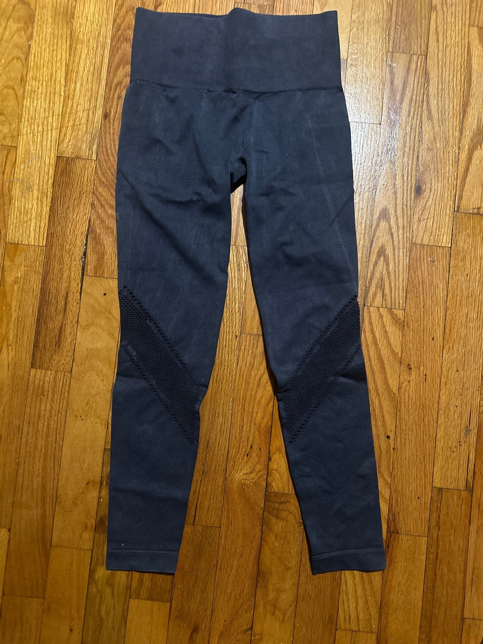Seamless Mineral Wash Perforated Sides Highwaist Leggings - LEGDAY EVERYDAY